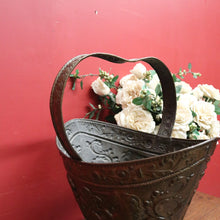 Load image into Gallery viewer, x SOLD Antique French Brass Coal Bucket, Unicorn, Lion and Fleur De Lis Bucket. B11300
