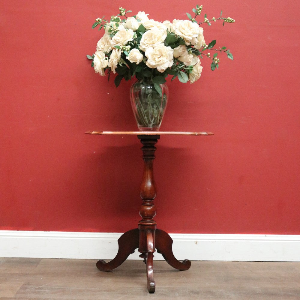 Antique English Mahogany Wine or Lamp Table with Pedestal Base and Tri-Leg Design. B12360.