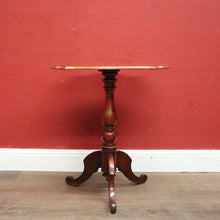 Load image into Gallery viewer, Antique English Mahogany Wine or Lamp Table with Pedestal Base and Tri-Leg Design. B12360.
