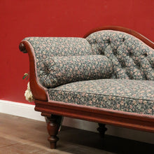 Load image into Gallery viewer, Antique Australian Cedar Chaise, Green Floral Fabric, Single Ended Chaise, Lounge, or Settee B12075
