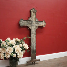 Load image into Gallery viewer, Antique French Wrought Iron Crucifix, Cross, Memorial Cross, Decorative. B12146
