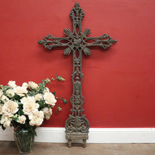 Load image into Gallery viewer, Antique French Cross, Sacred Heart Crucifix, Wrought Iron Cross, Marker. B12147
