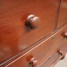 Load image into Gallery viewer, An Antiques Australian Cedar Chest of Drawers, or Four-drawer Chest. B12208
