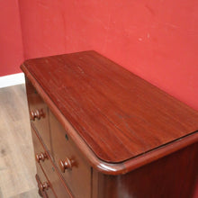 Load image into Gallery viewer, An Antiques Australian Cedar Chest of Drawers, or Four-drawer Chest. B12208
