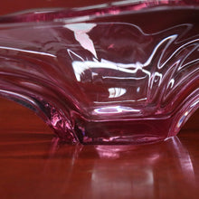 Load image into Gallery viewer, Mid-Century Val St Lambert &quot;Splash&quot; Vase - Art Glass Vase in Purple Tones. B12229
