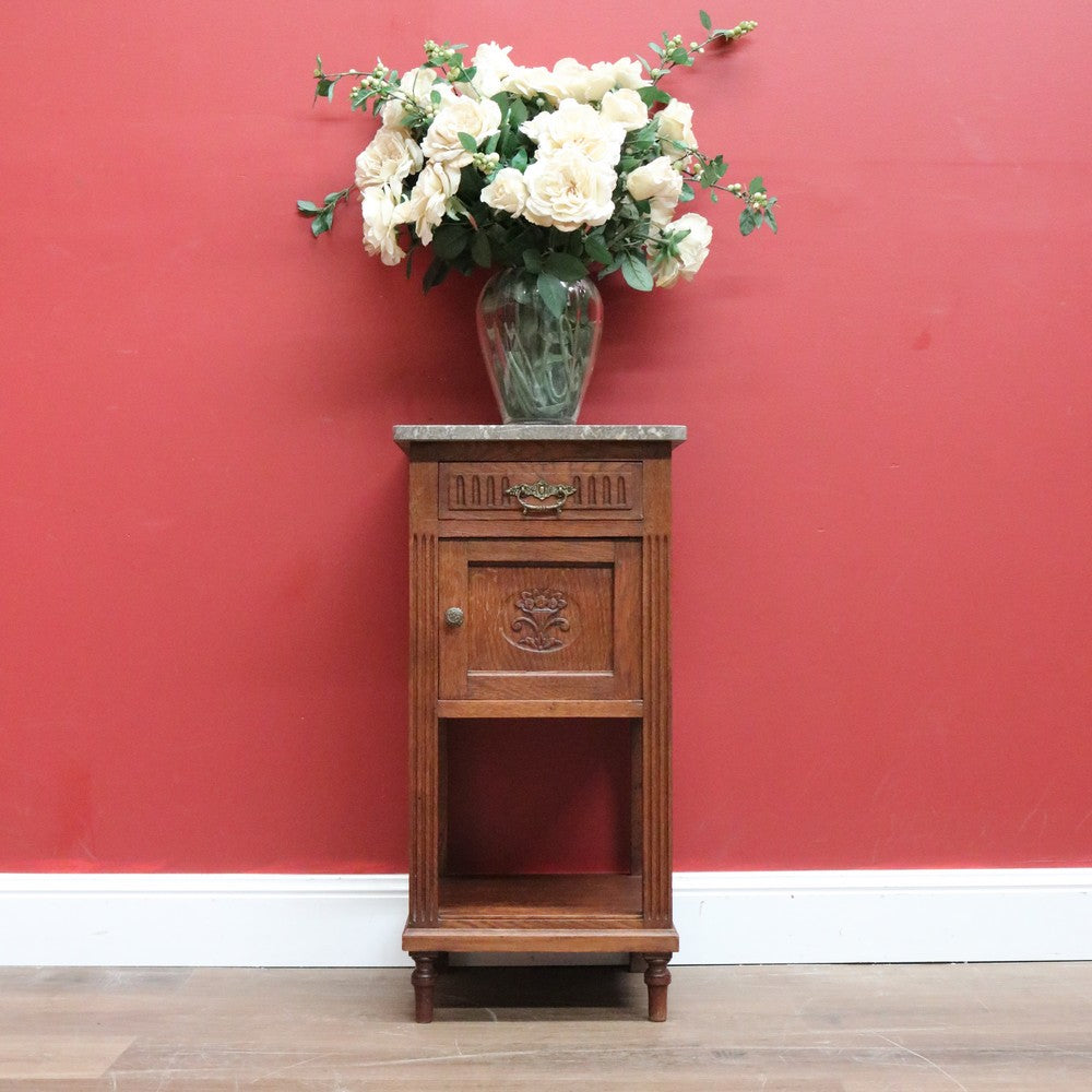 Antique French Oak and Marble Bedside Table, Tier Base Lamp Table Bedside Table B10916