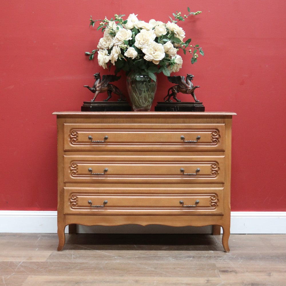 Chest of Drawers, Vintage French Chest of Three Drawers Oak Timbers Brass Handle B10924
