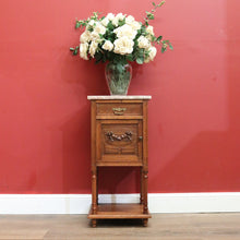 Load image into Gallery viewer, Antique French Bedside Cabinet, Bedside Table, Antique French Oak Lamp Table B10893

